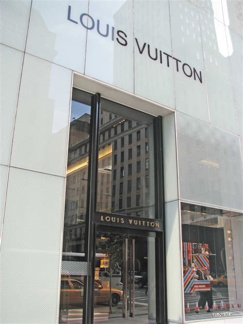 louis vuitton new york outlet|louis vuitton ny closing.